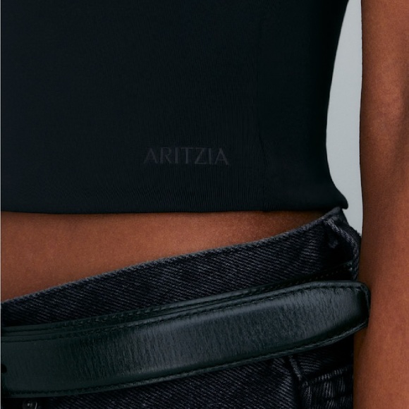 NWOT Aritzia Original Contour Crew Waist T-Shirt - Picture 3 of 6
